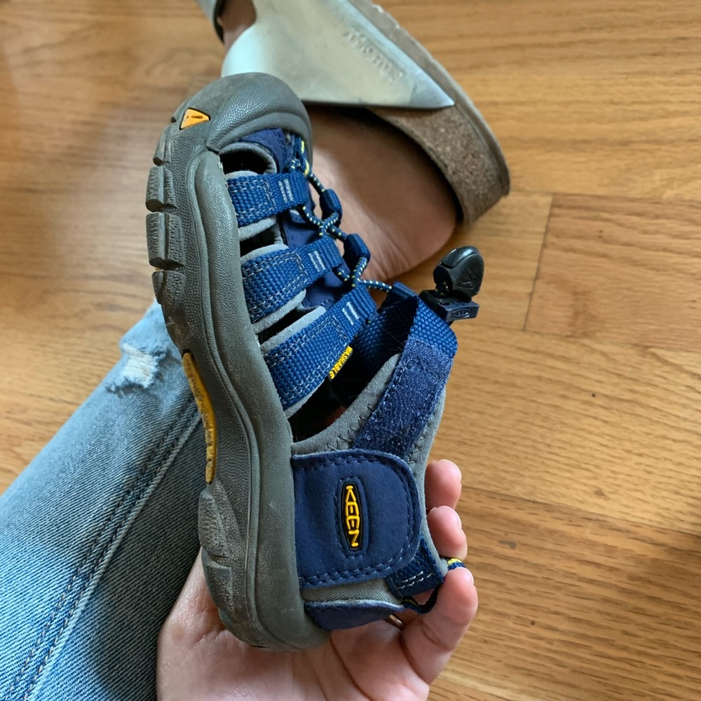 Barely worn children’s Keen water shoes